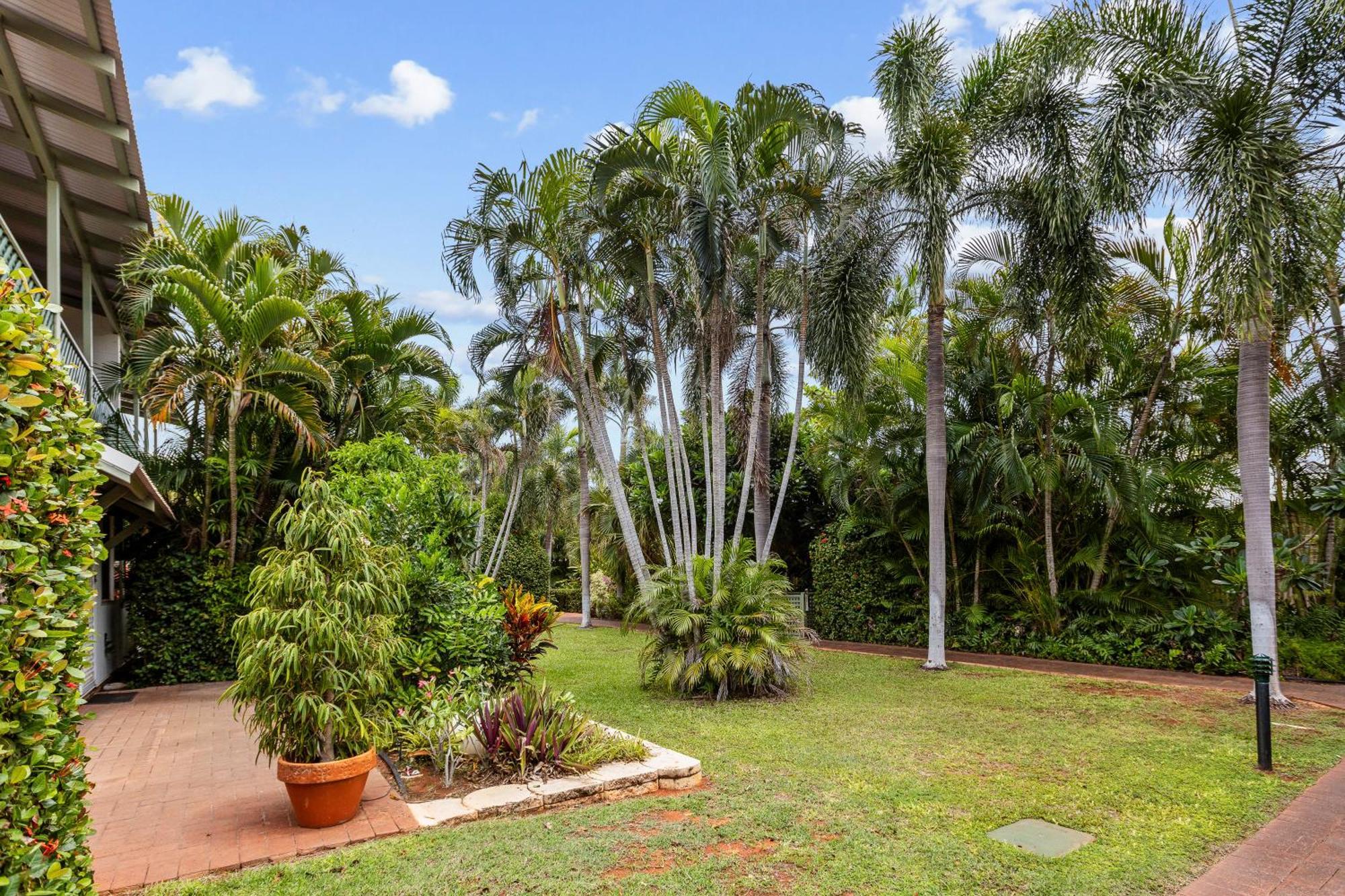 ברום Cable Beachside Villas מראה חיצוני תמונה