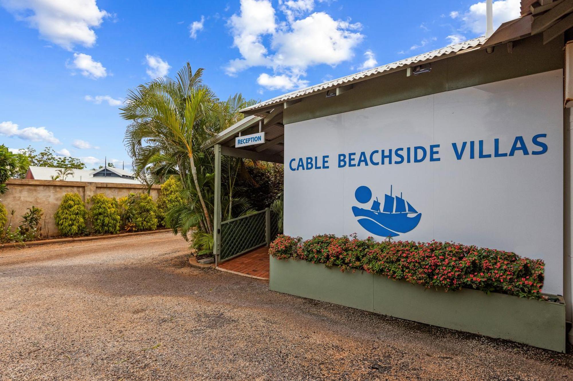ברום Cable Beachside Villas מראה חיצוני תמונה